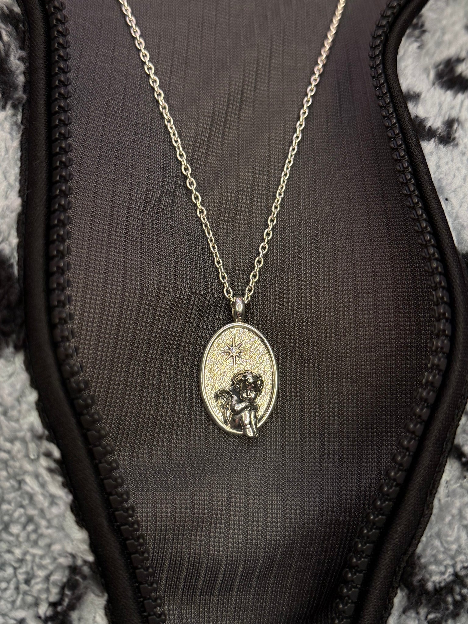 Медальйон «Saint» Sensuålе