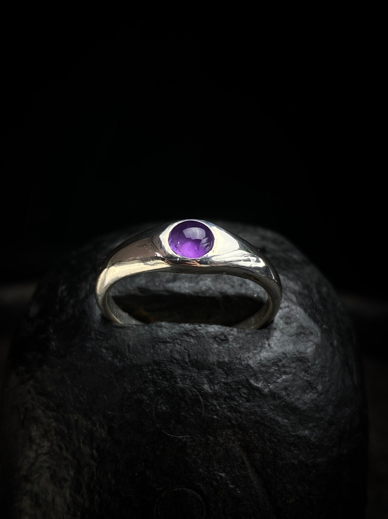 Перстень окоподібний з аметистом KAI Jewelry