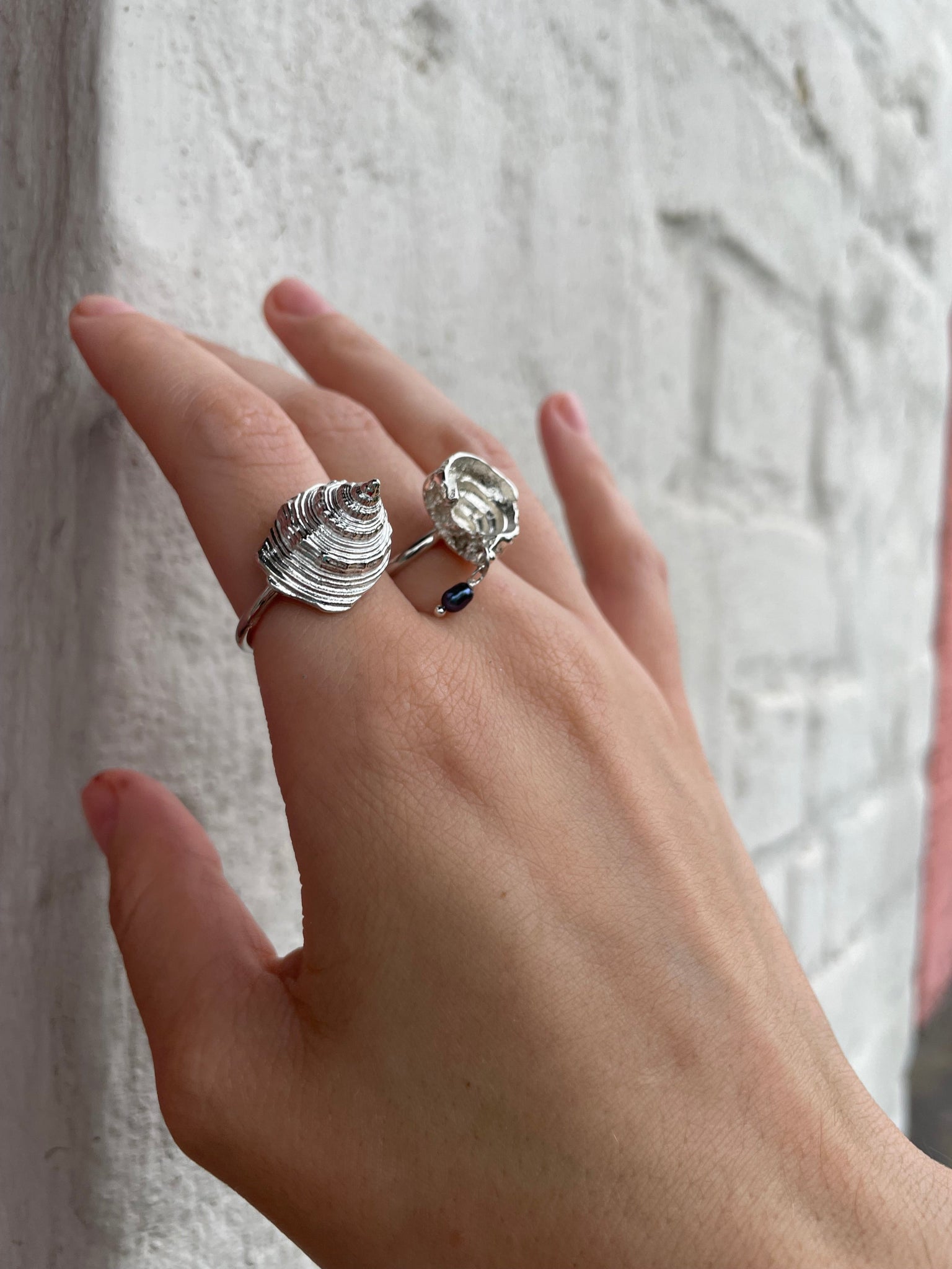 Каблучка «Flavian» з міні перлиною Medvid jewelry