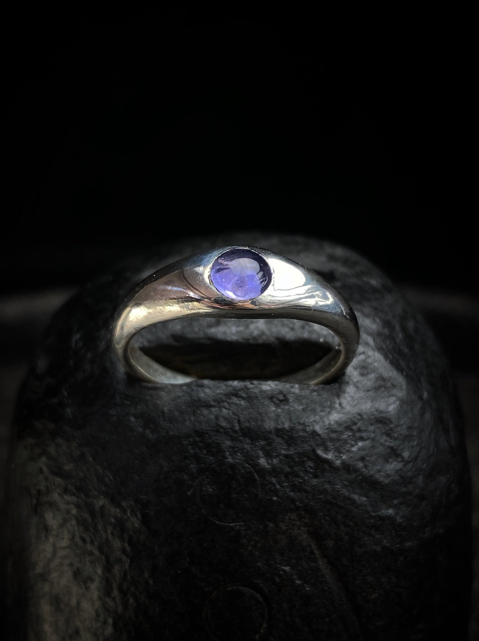 Перстень окоподібний з іолітом 5 мм KAI Jewelry