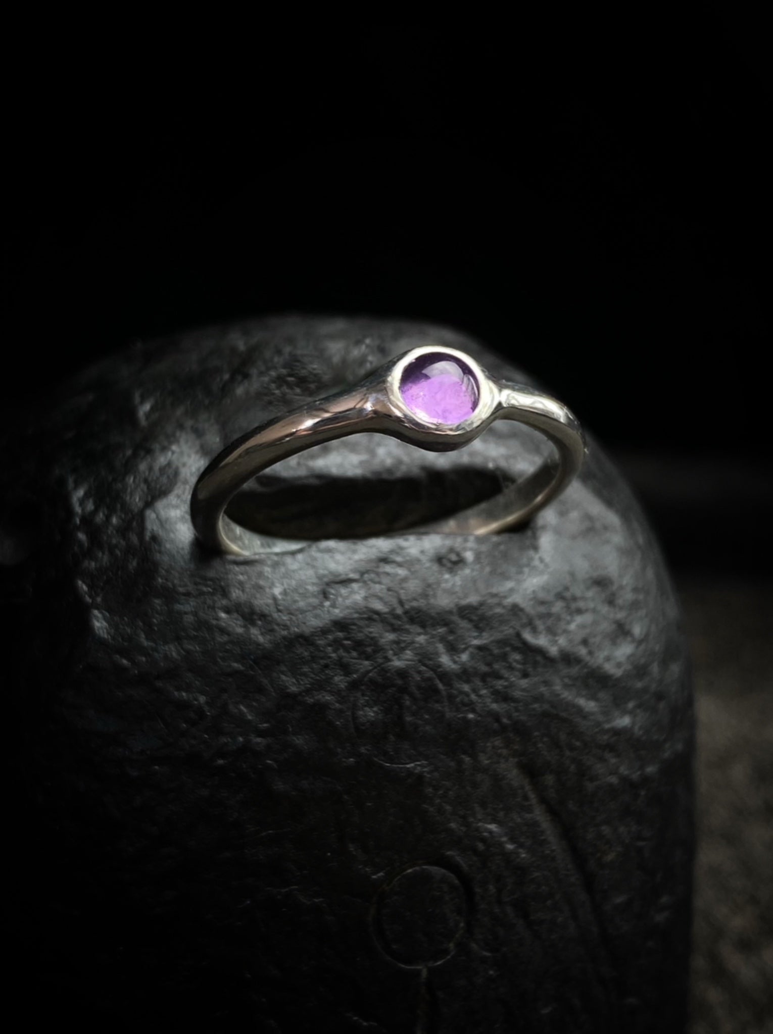 Перстень класичний з аметистом 4 мм KAI Jewelry
