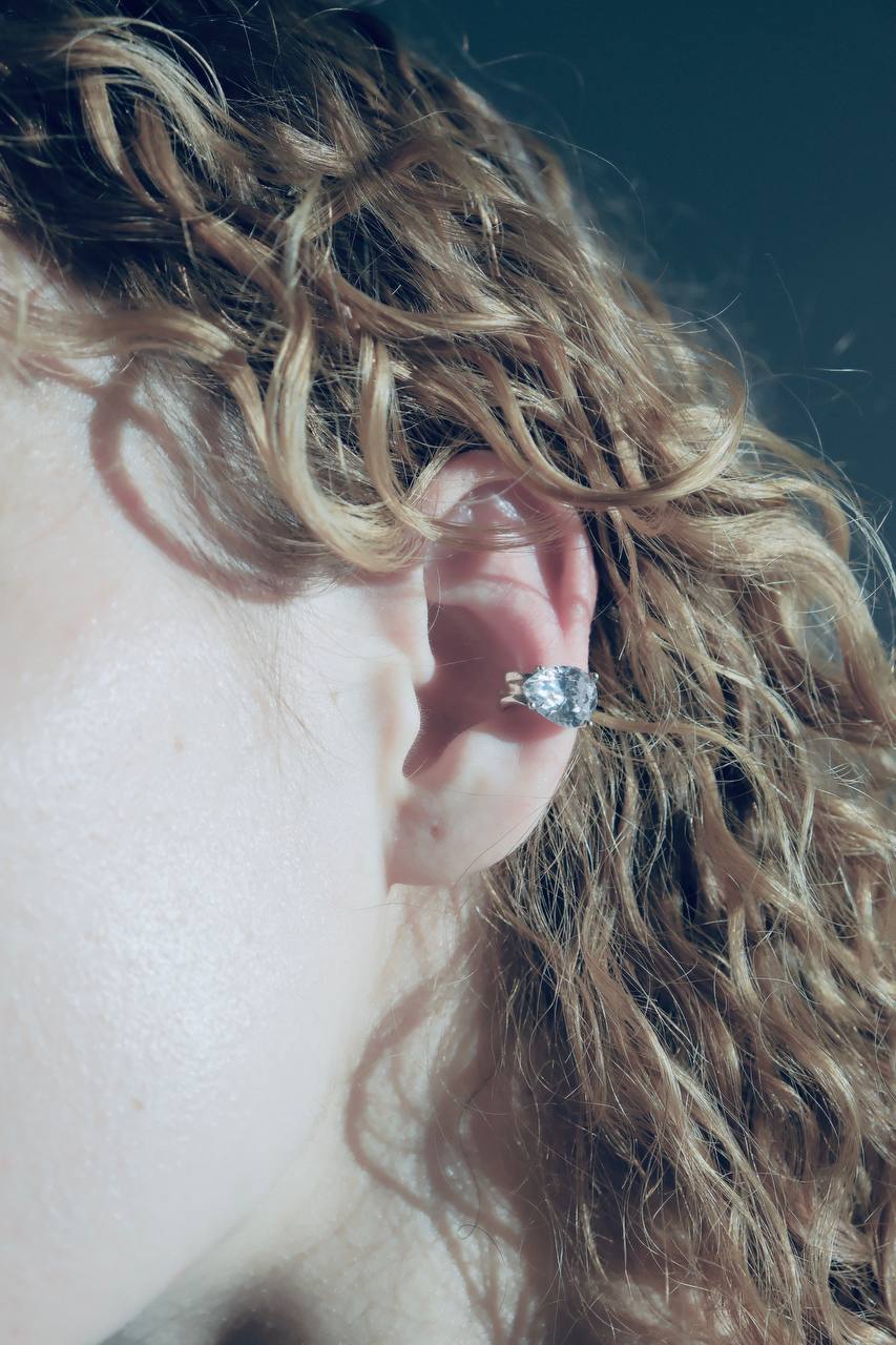 Каф «Drop» з цирконом VEDEKHINAK.jewelry