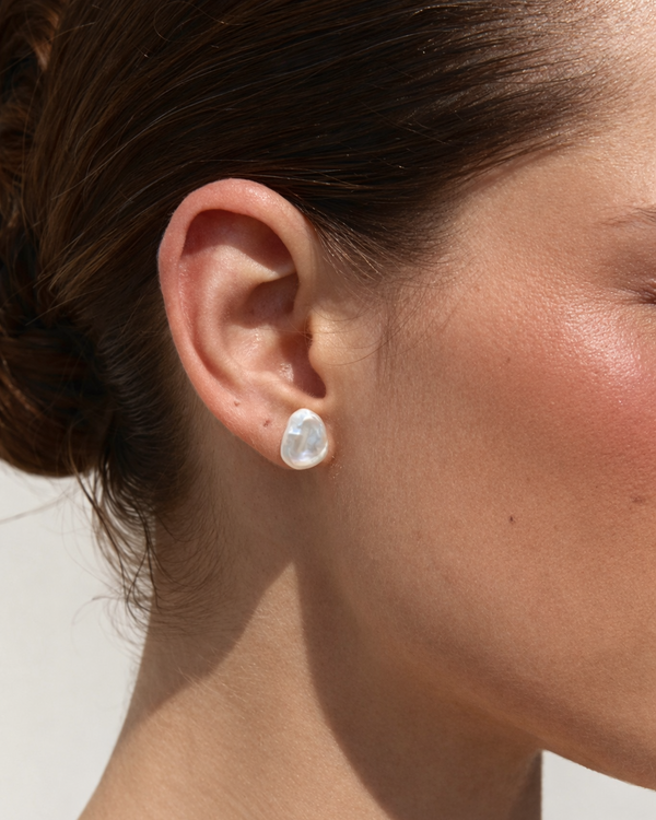 Пусети з бароковими перлинами Solar Silver