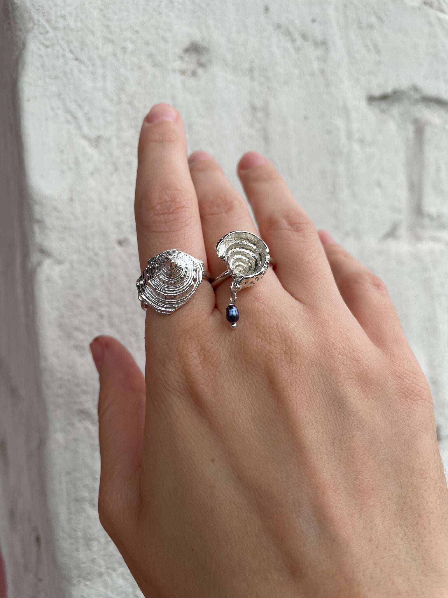 Каблучка «Flavian» з міні перлиною Medvid jewelry