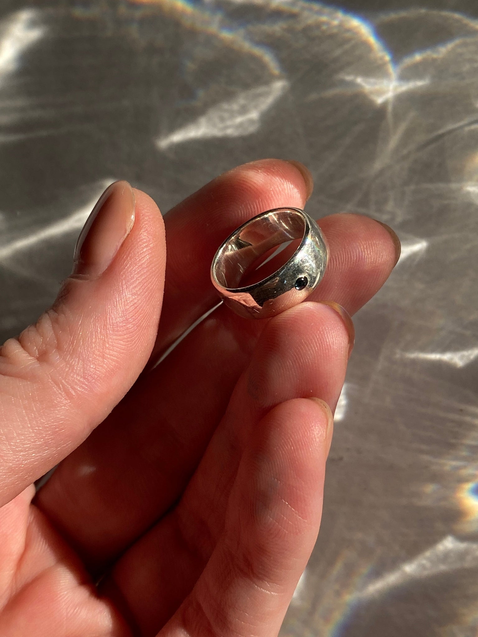 Перстень широкий зі шпінеллю KAI Jewelry
