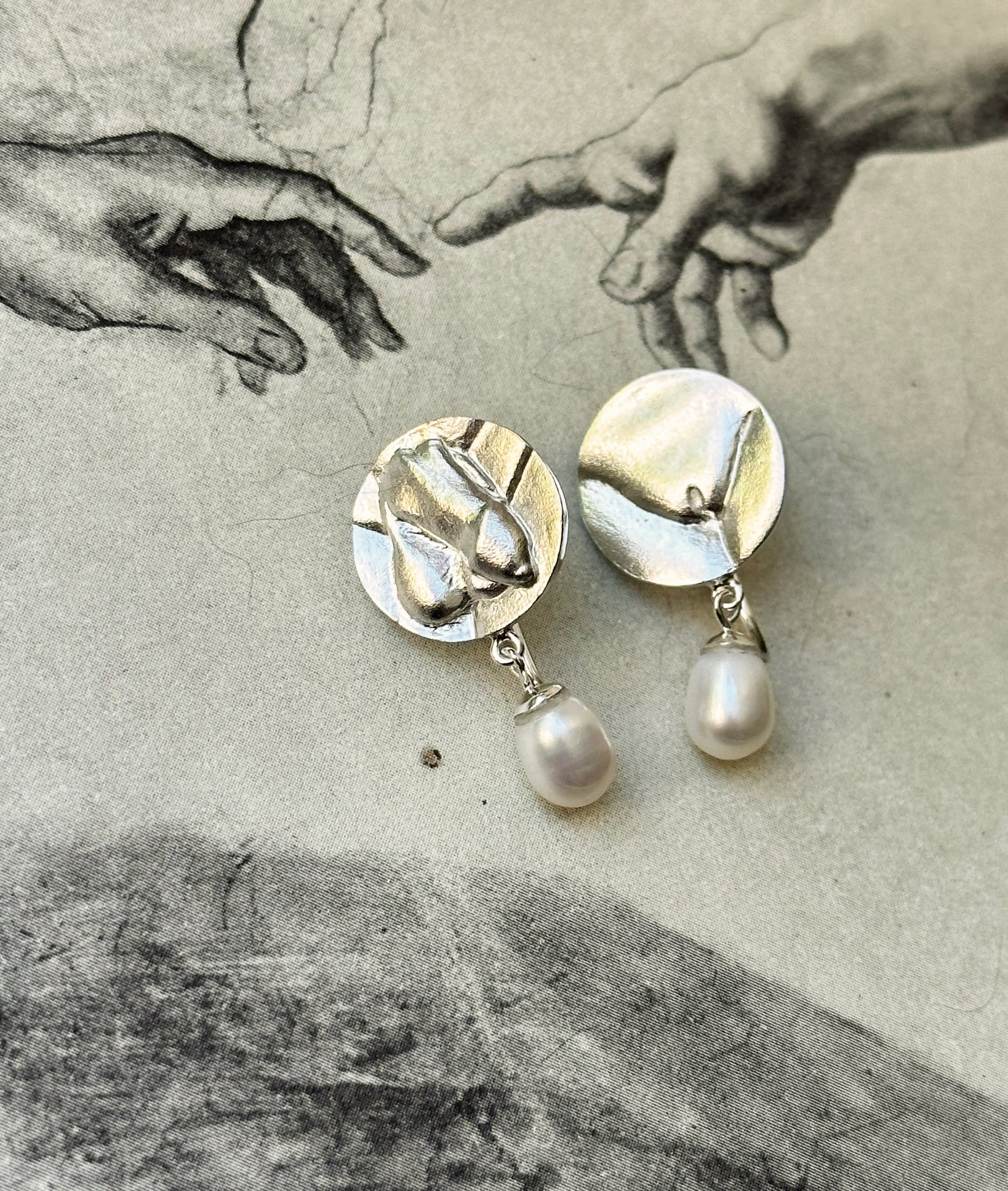 Асиметричні сережки з перлинами "Born for love" Ellina Iva Jewelry