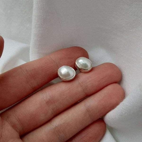 Сережки-пусети з перлинами Basenko jewelry