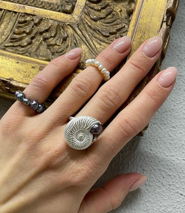 Каф-каблучка з перлинами Medvid jewelry